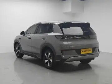 2025 BYD Hai Shi 05 EV с пробегом 32 400 км
