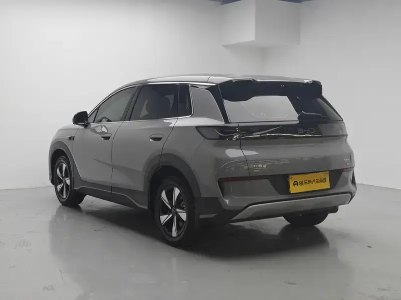 2025 BYD Hai Shi 05 EV с пробегом 32 400 км