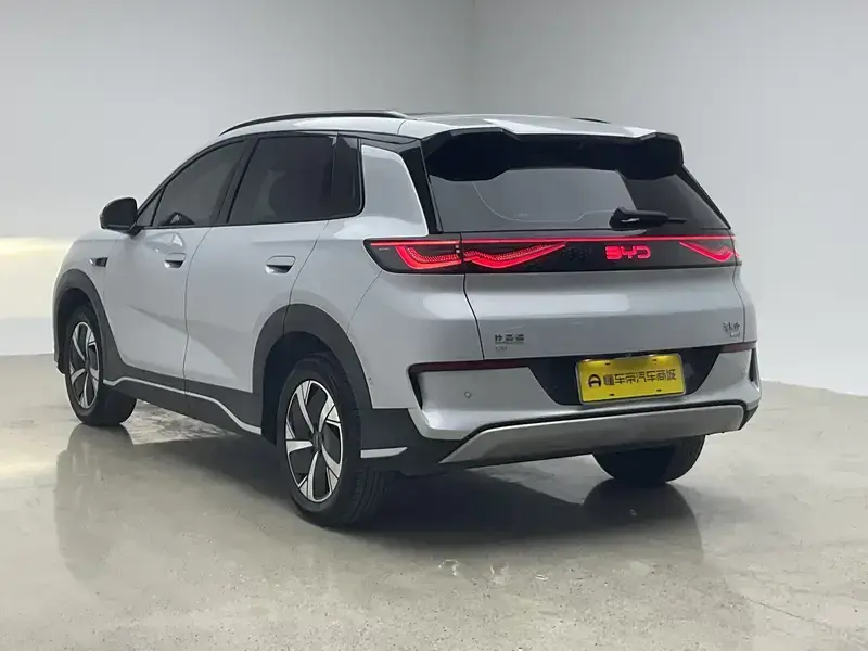 2025 BYD Hai Shi 05 EV с пробегом 22 300 км