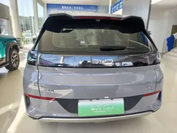 2025 BYD Hai Shi 05 EV с пробегом 37 500 км