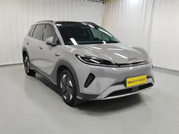 2025 BYD Hai Shi 05 EV с пробегом 33 400 км