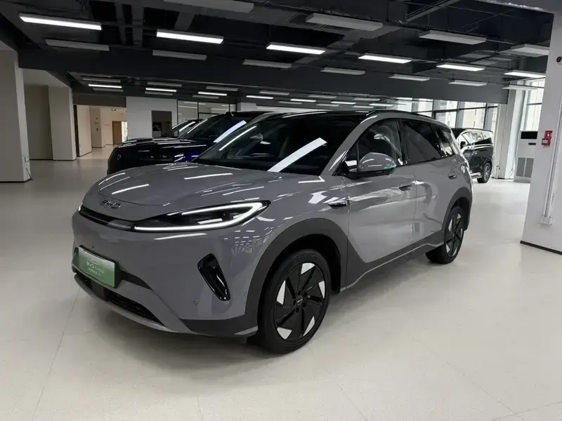 2025 BYD Hai Shi 05 EV с пробегом 23 000 км