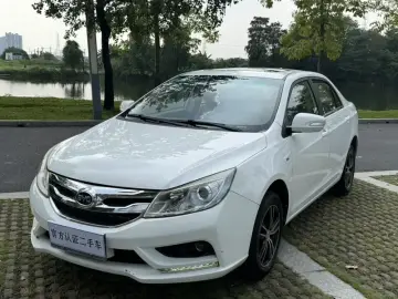 2015 BYD Surui с пробегом 68 000 км