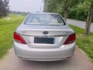 2012 BYD Surui с пробегом 60 000 км