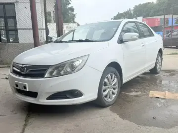 2012 BYD Surui с пробегом 118 000 км