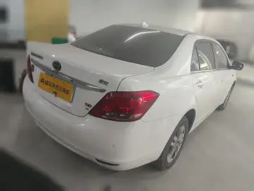 2014 BYD Surui с пробегом 37 300 км
