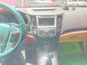 2015 BYD Surui с пробегом 40 000 км