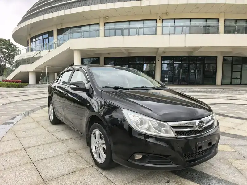 2014 BYD Surui с пробегом 130 000 км