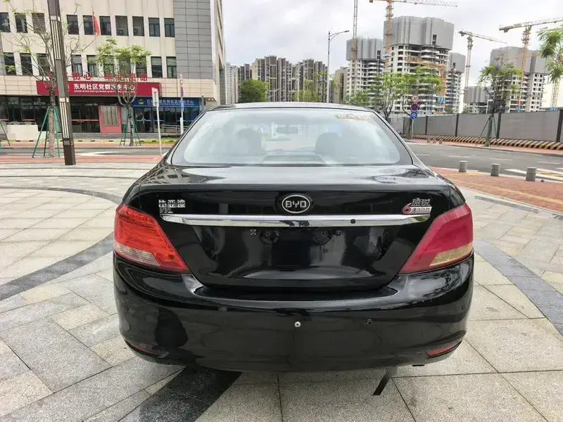 2014 BYD Surui с пробегом 130 000 км