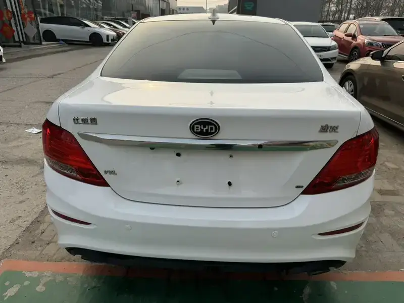 2015 BYD Surui с пробегом 133 000 км