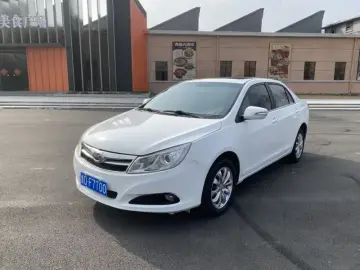 2012 BYD Surui с пробегом 100 000 км