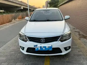 2015 Changan Yuexiang V3 с пробегом 40 000 км