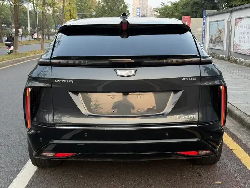 2022 Cadillac IQ Rui Ge с пробегом 20 000 км