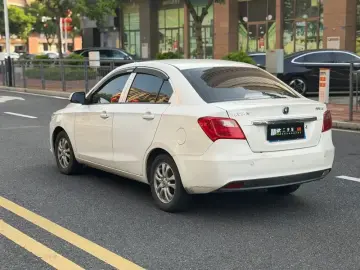 2015 Changan Yuexiang V3 с пробегом 80 000 км