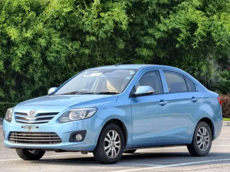 2015 Changan Yuexiang V3 с пробегом 21 800 км
