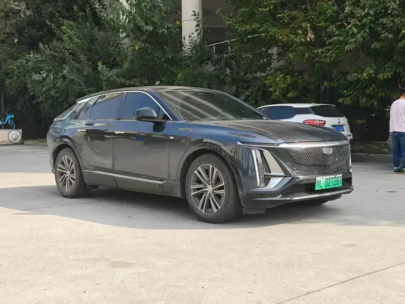 2022 Cadillac IQ Rui Ge с пробегом 80 000 км