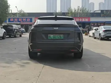 2022 Cadillac IQ Rui Ge с пробегом 80 000 км