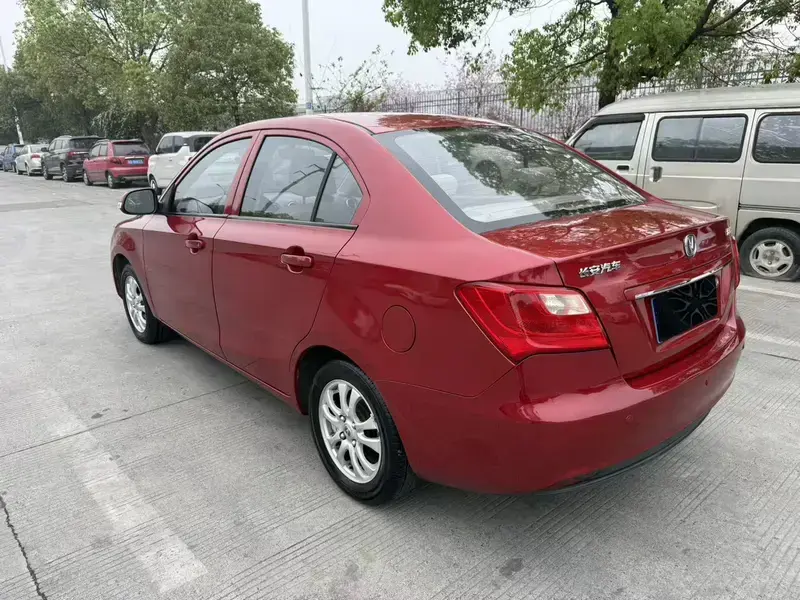 2012 Changan Yuexiang V3 с пробегом 42 000 км