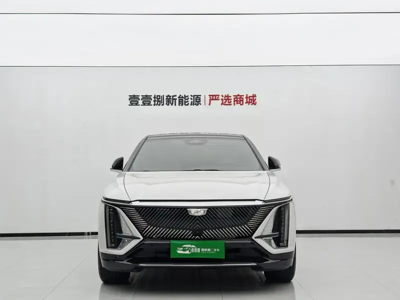 2022 Cadillac IQ Rui Ge с пробегом 53 000 км