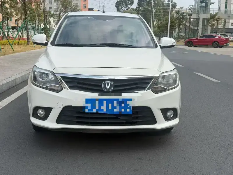 2015 Changan Yuexiang V3 с пробегом 60 000 км