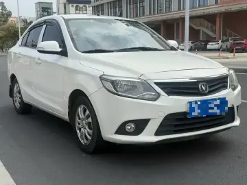 2015 Changan Yuexiang V3 с пробегом 60 000 км