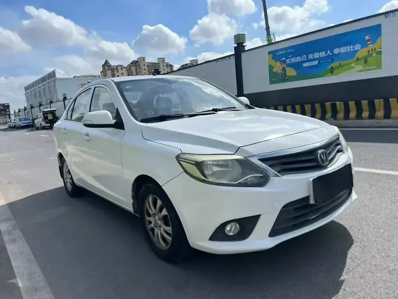 2015 Changan Yuexiang V3 с пробегом 79 000 км