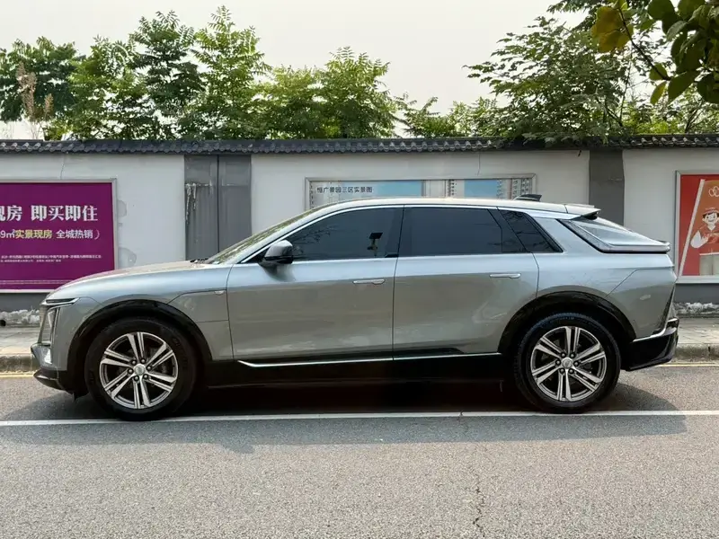 2022 Cadillac IQ Rui Ge с пробегом 53 000 км