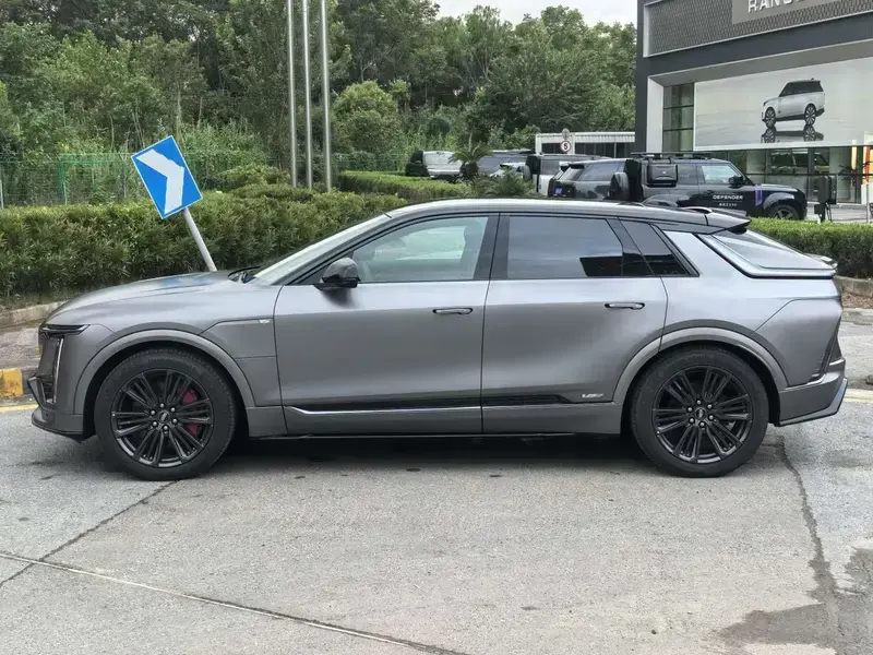2026 Cadillac IQ Rui Ge с пробегом 200 км