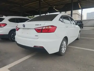 2015 Changan Yuexiang V7 с пробегом 75 300 км
