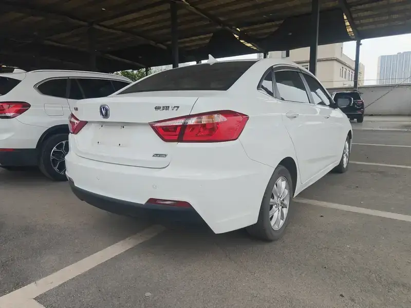 2015 Changan Yuexiang V7 с пробегом 75 300 км