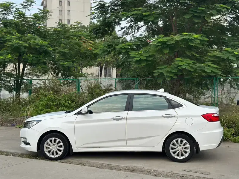 2016 Changan Yuexiang V7 с пробегом 128 000 км