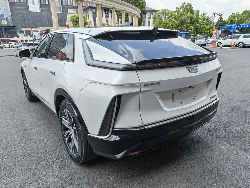 2022 Cadillac IQ Rui Ge с пробегом 32 000 км