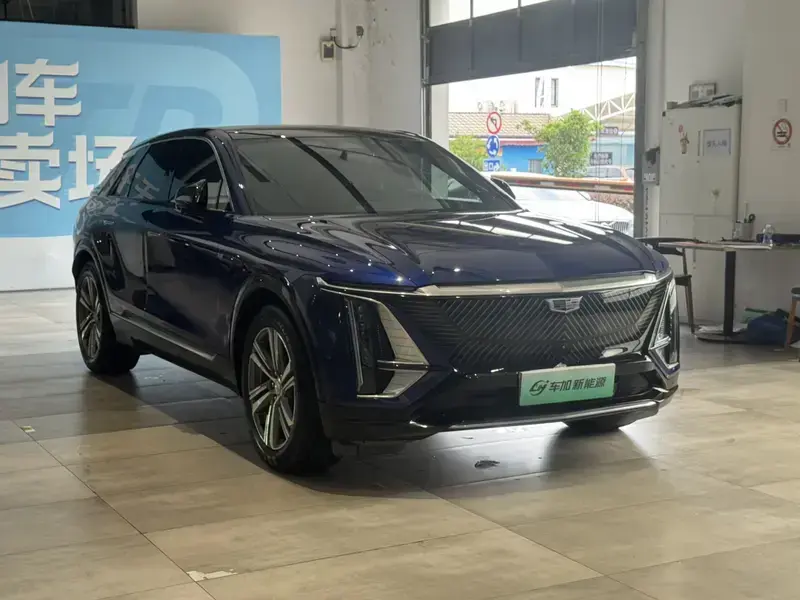 2024 Cadillac IQ Rui Ge с пробегом 77 000 км