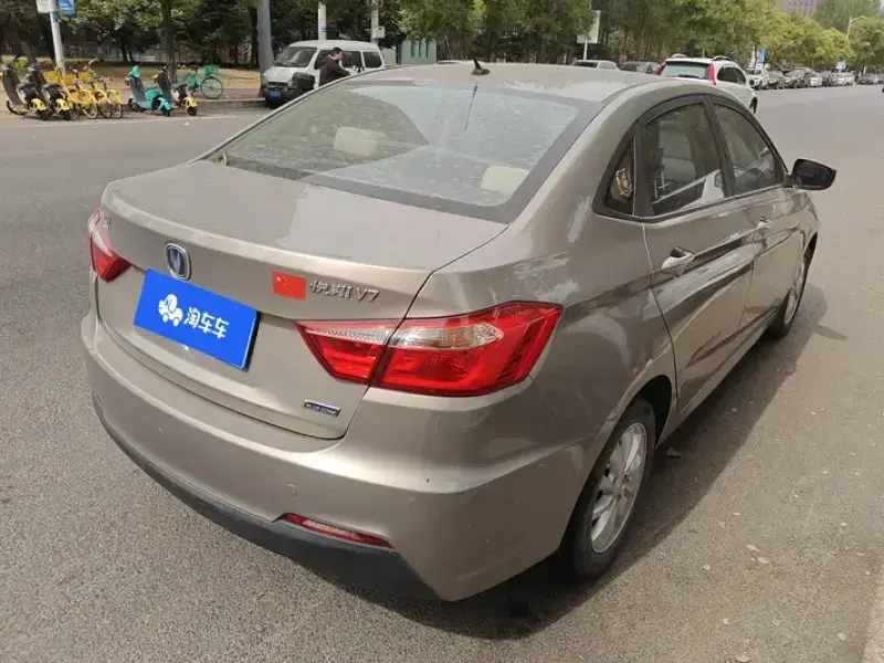 2016 Changan Yuexiang V7 с пробегом 95 000 км