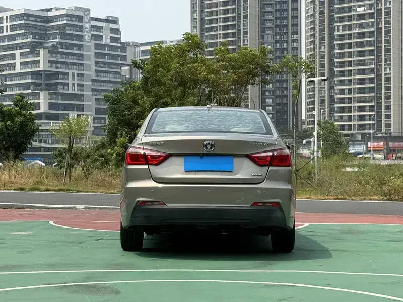 2015 Changan Yuexiang V7 с пробегом 107 000 км