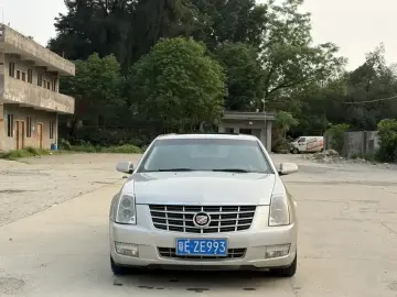 2010 Cadillac SLS с пробегом 152 000 км