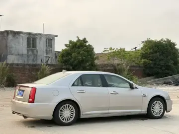 2010 Cadillac SLS с пробегом 152 000 км