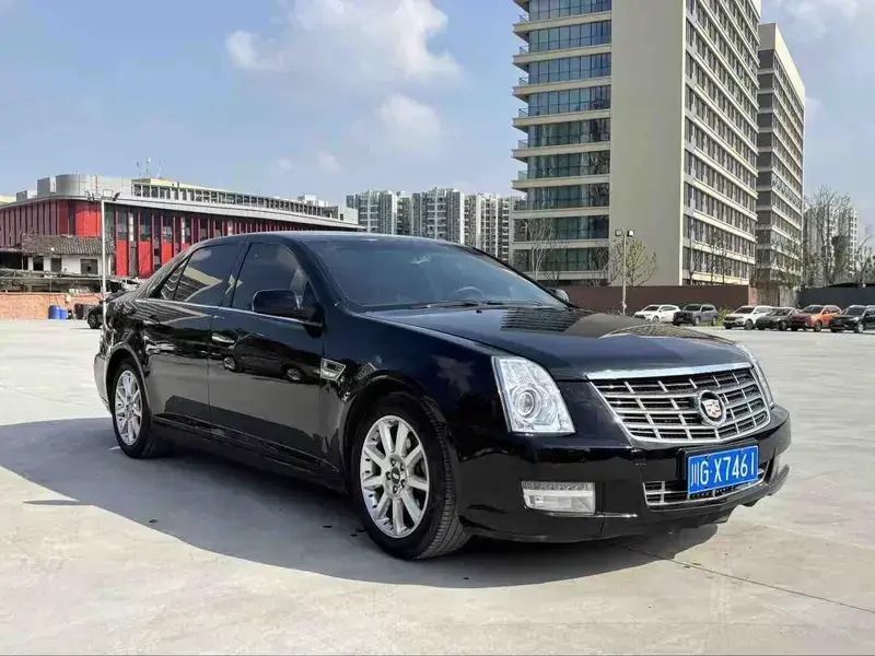 2011 Cadillac SLS с пробегом 135 000 км