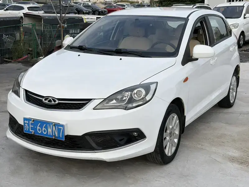 2016 Chery Cloud 2 с пробегом 40 000 км