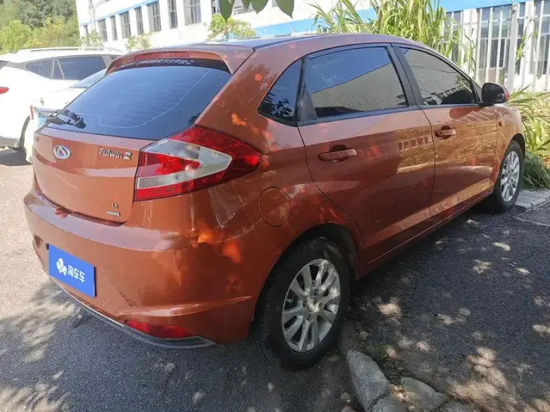 2015 Chery Cloud 2 с пробегом 85 000 км