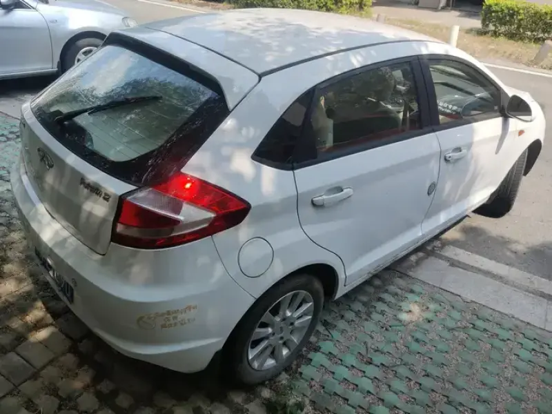 2015 Chery Cloud 2 с пробегом 53 000 км