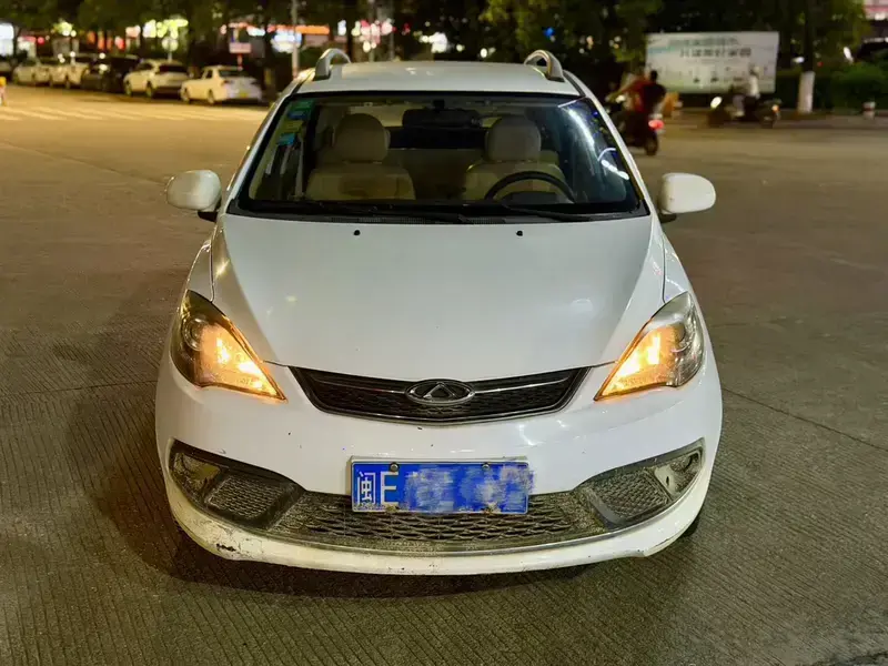 2016 Chery Cloud 2 с пробегом 35 000 км