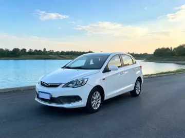 2015 Chery Cloud 2 с пробегом 23 000 км