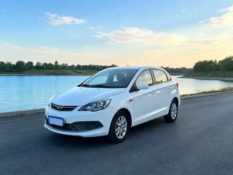 2015 Chery Cloud 2 с пробегом 23 000 км