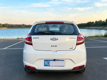 2015 Chery Cloud 2 с пробегом 23 000 км