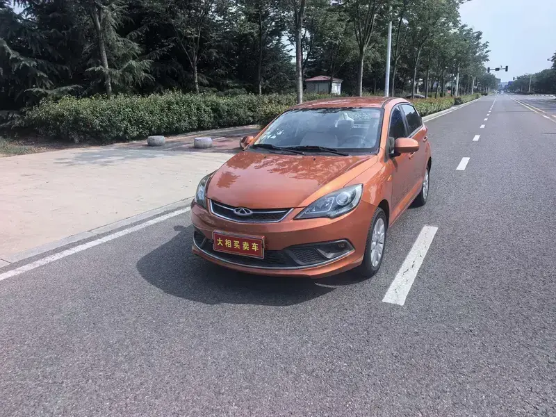 2015 Chery Cloud 2 с пробегом 60 000 км