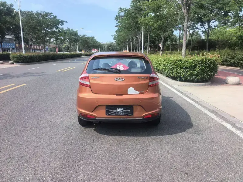 2015 Chery Cloud 2 с пробегом 60 000 км