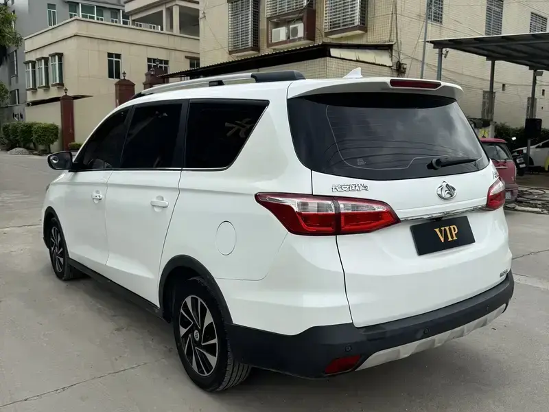 2017 Oshan Changan Oushang A800 с пробегом 70 000 км