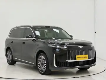 2026 Chery Fengyun T11 с пробегом 15 900 км