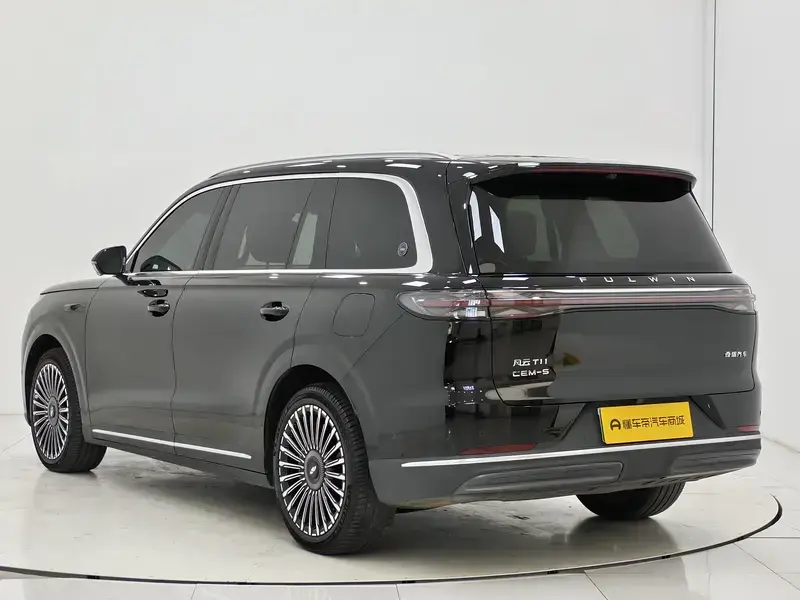 2026 Chery Fengyun T11 с пробегом 15 900 км